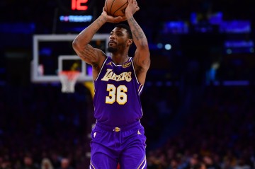 德甲投注经验-防守+空间都被针对！点名东詹&amp;放空斯玛特 湖人高端局一碰就碎？